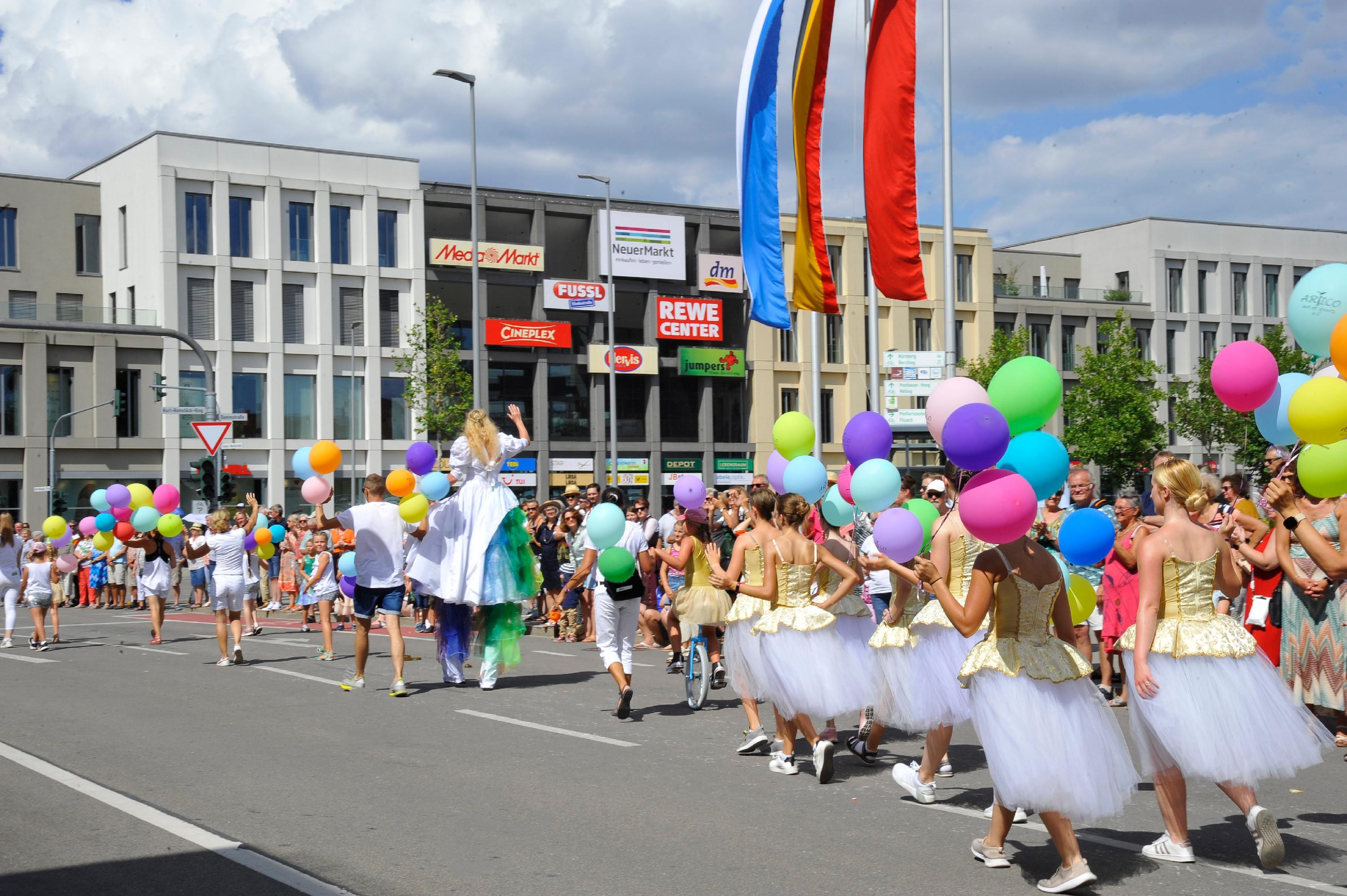Artico vorm Neuen Markt.