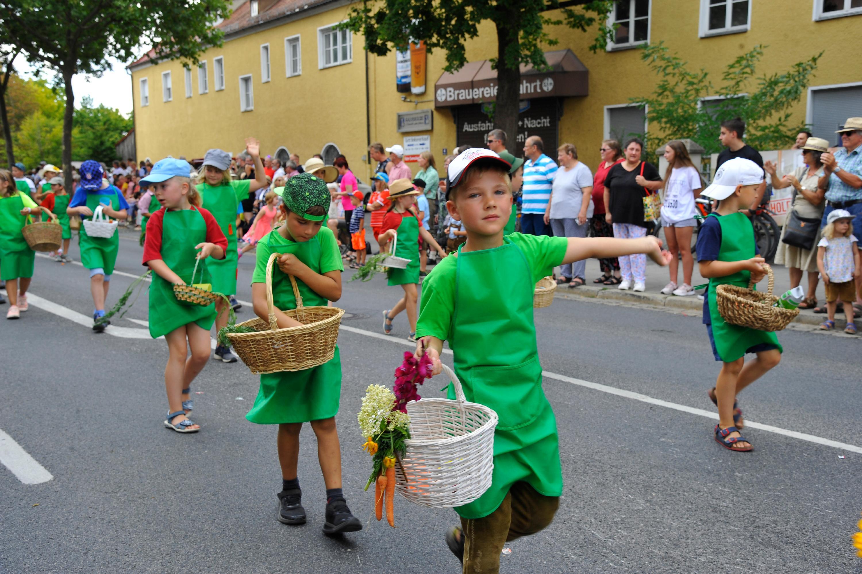 Ganz in Grün: Junges Gemüse aus der Grundschule Wolfstein.