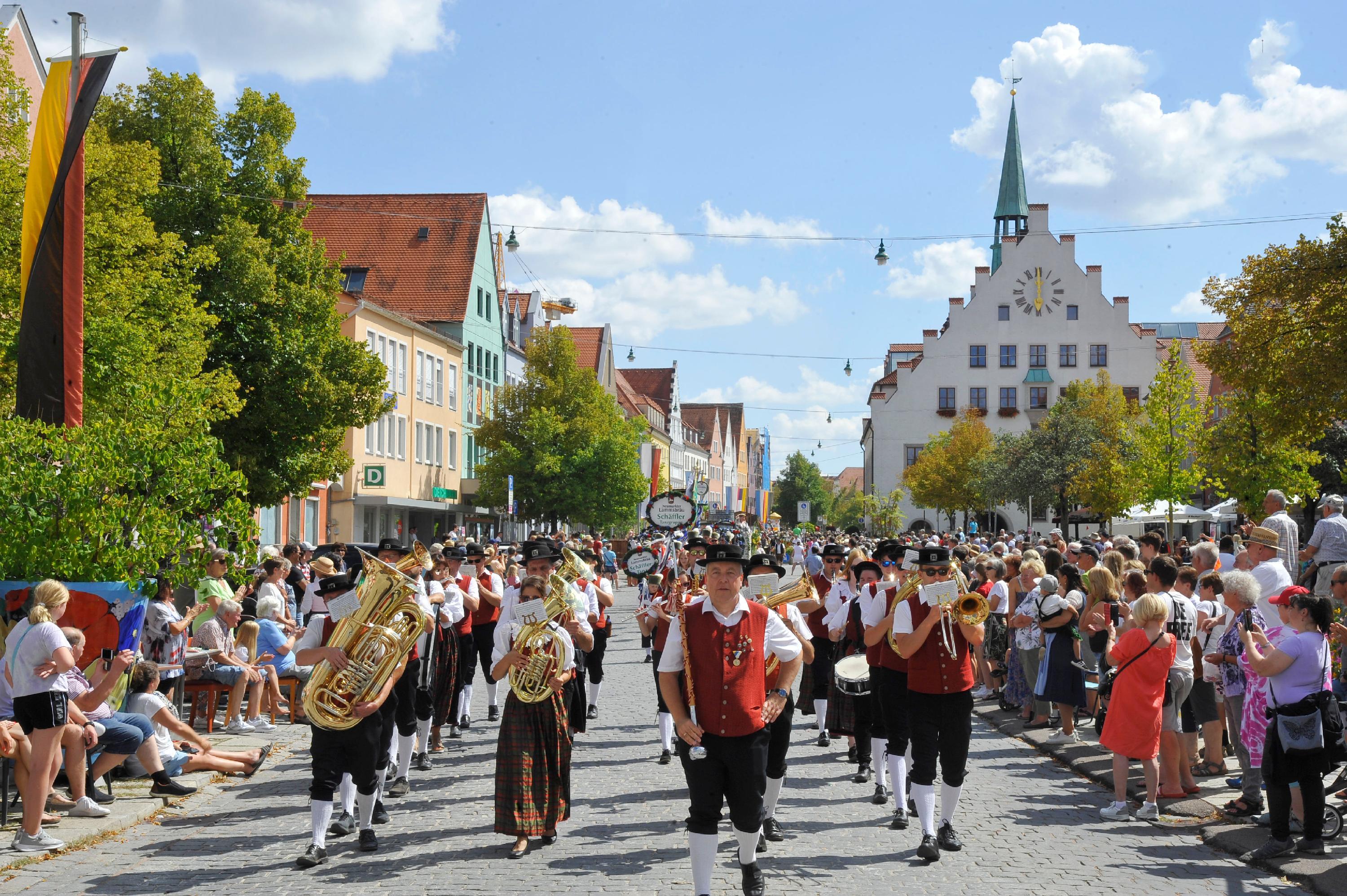 
Juravolksfest 2022 in Neumarkt- Festzug