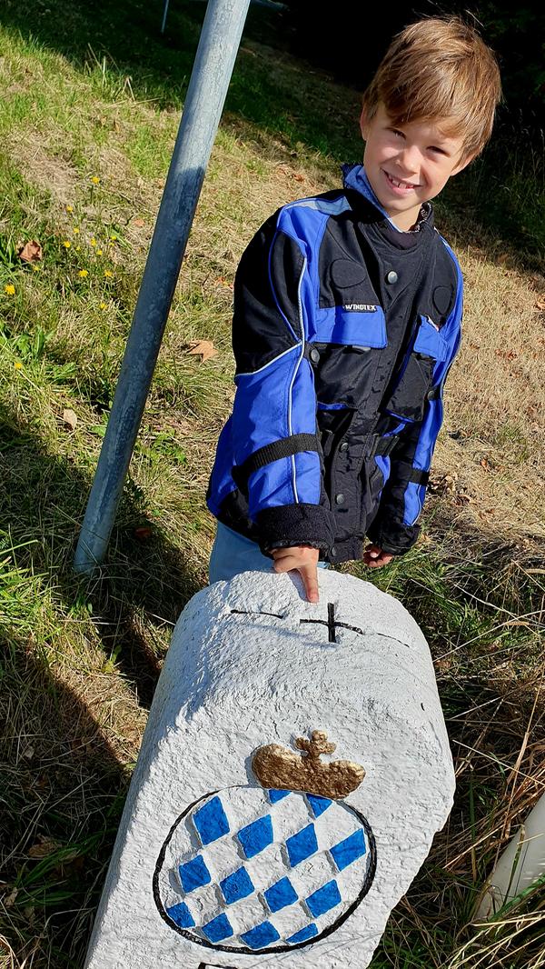 Ein alter Grenzstein zwischen Bayern und dem damaligen Österreichischen Böhmen. Den Text zu dieser Bildergalerie lesen Sie unter ww.nn.de/leben/reisen