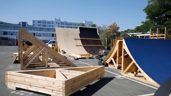 Den Unterbau der Rampen bildet weiches Nadelholz, wie etwa Fichtenholz.