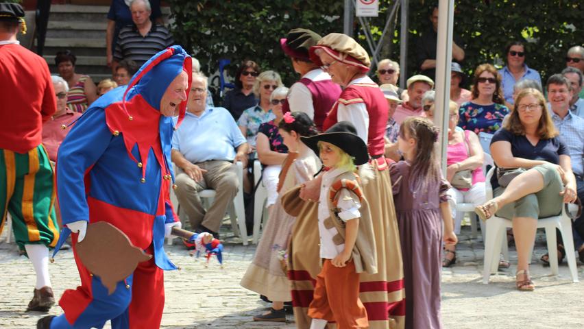 Traditions-Kerwa gerettet: So feiert Bad Windsheim zehn Tage lang mit Wagnertanz und Maßkrugschieben Traditions-Kerwa gerettet: So feiert Bad Windsheim zehn Tage lang mit Wagnertanz und Maßkrugschieben