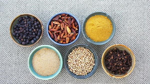 spices-667116_1280.jpg