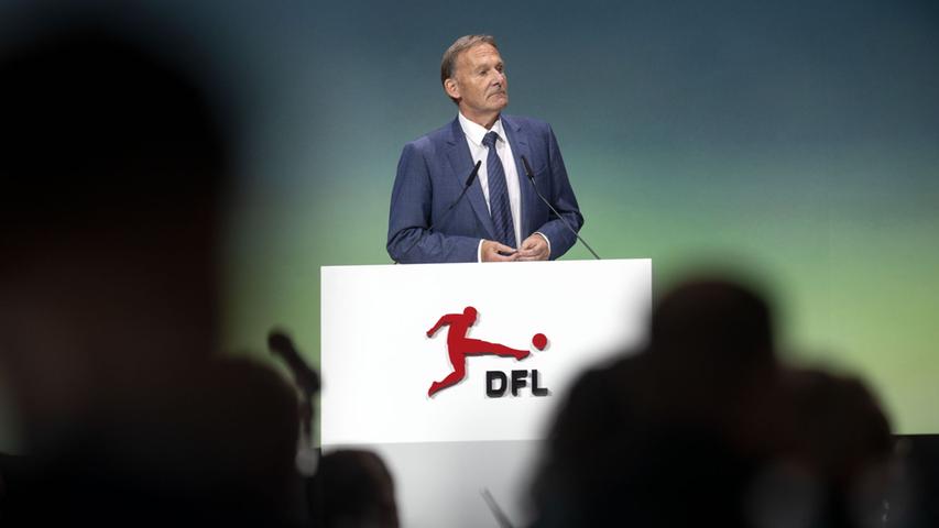 Hans-Joachim Watzke ist auch der Aufsichtsratvorsitzende der DFL. Hans-Joachim Watzke ist auch der Aufsichtsratvorsitzende der DFL.