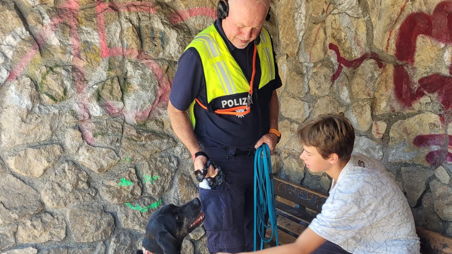 Suchhunde der Oberpfälzer Polizei trainieren mit eineiigen Zwillingen