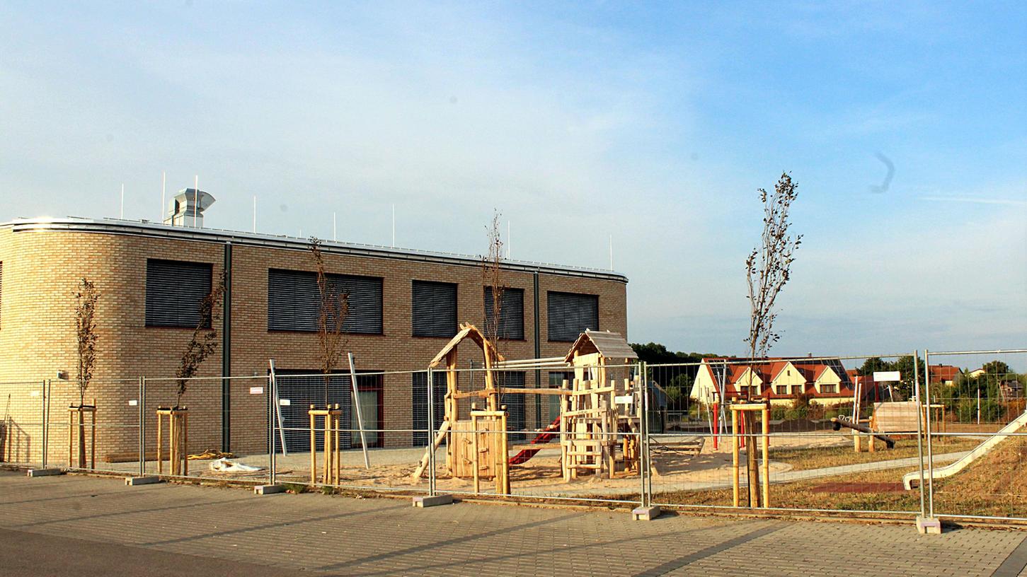 Der Neubau der Kindertagesstätte St. Stilla in Wolframs-Eschenbach ist fertig. Nun wird Anfang September Einweihung gefeiert.