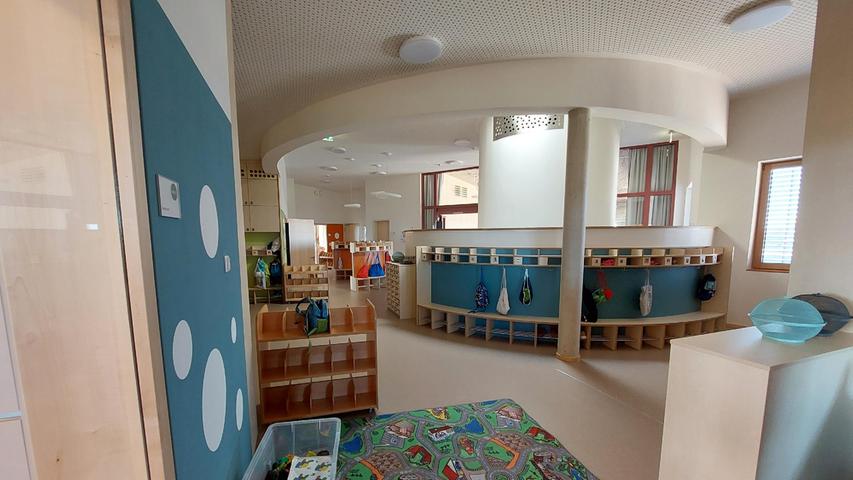 Am Eröffnungswochenende haben die Besucher auch ausgiebig Gelegenheit, sich ein Bild von der Einrichtung zu machen. Am Eröffnungswochenende haben die Besucher auch ausgiebig Gelegenheit, sich ein Bild von der Einrichtung zu machen.