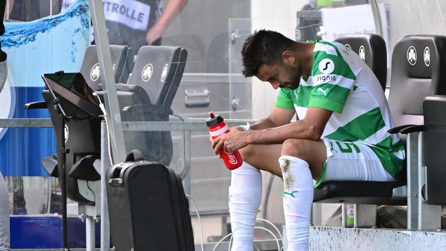 "Es ist unmöglich, dieses Spiel zu verlieren": Oussama Haddadi am Sonntagnachmittag im Fürther Ronhof - nachdem seine Fürther das Spiel doch verloren hatten.