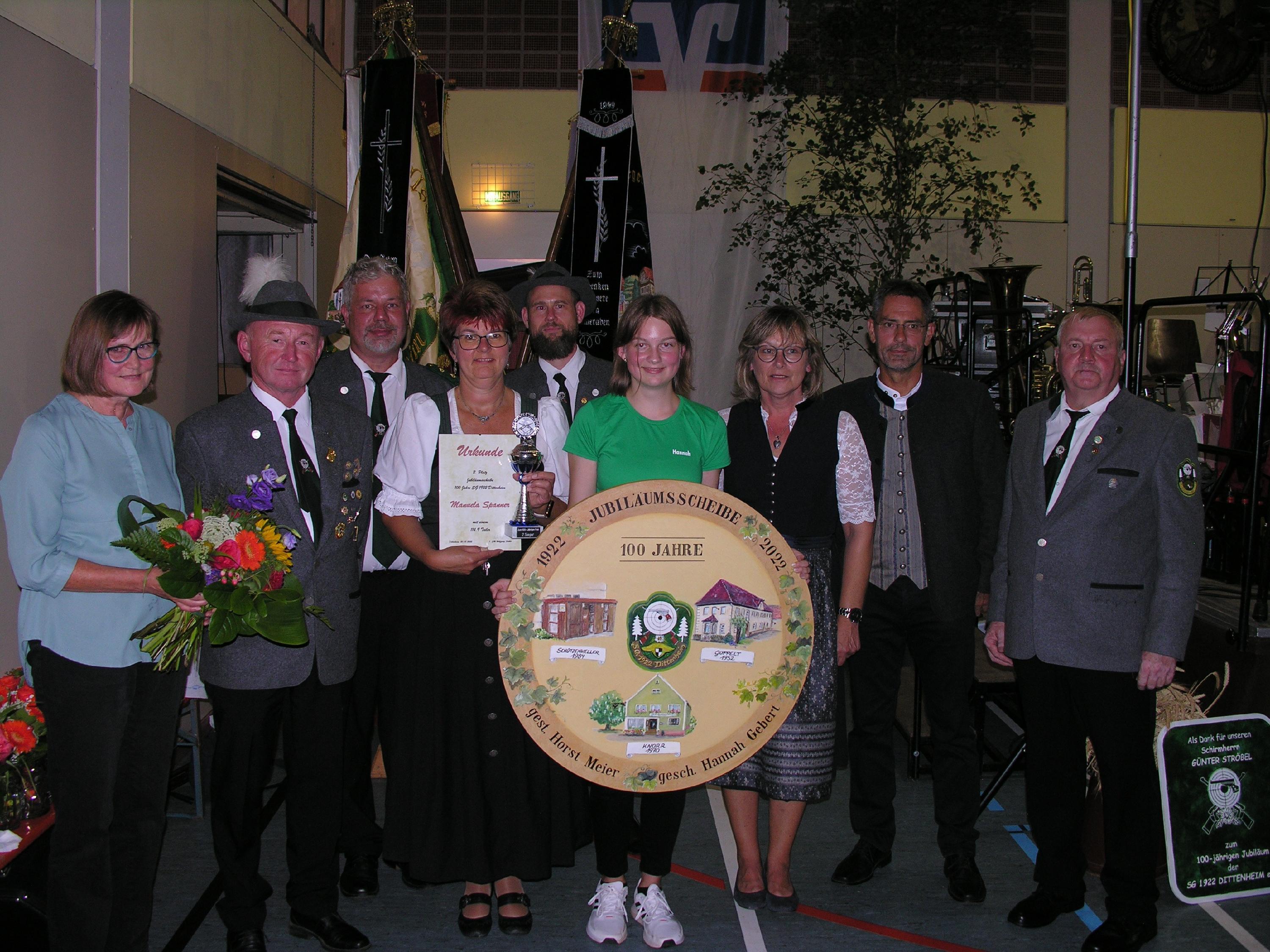100 Jahre SG Dittenheim An einem Tag ordentlich gefeiert