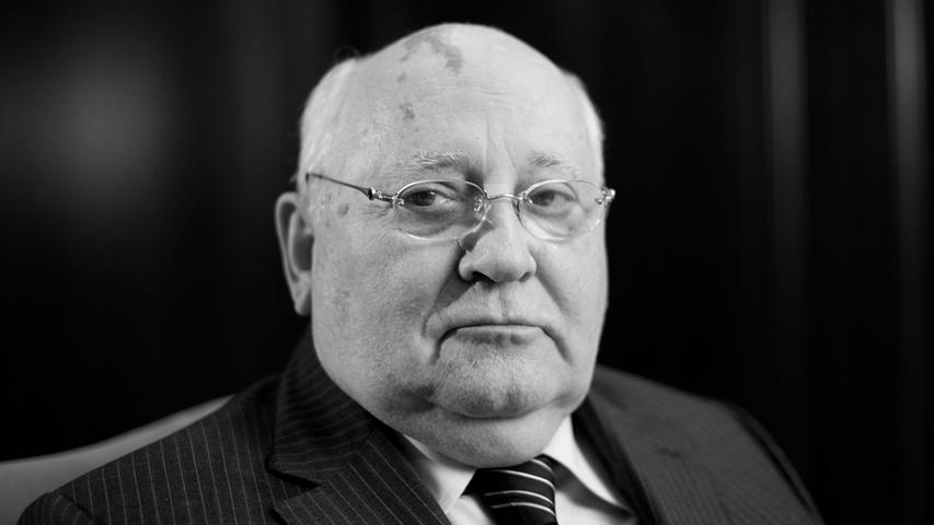 Der ehemalige Präsident der Sowjetunion und Friedensnobelpreisträger Michail Gorbatschow ist im Alter vom 91 Jahren am 30. August 2022 verstorben. Er gilt als einer der Väter der Deutschen Einheit und hat bis zuletzt für Freiheit in Russland gekämpft.