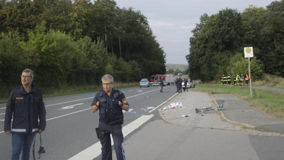 Tödlicher Unfall auf der B 14 bei Roßtal: 48-jährige Radlerin starb