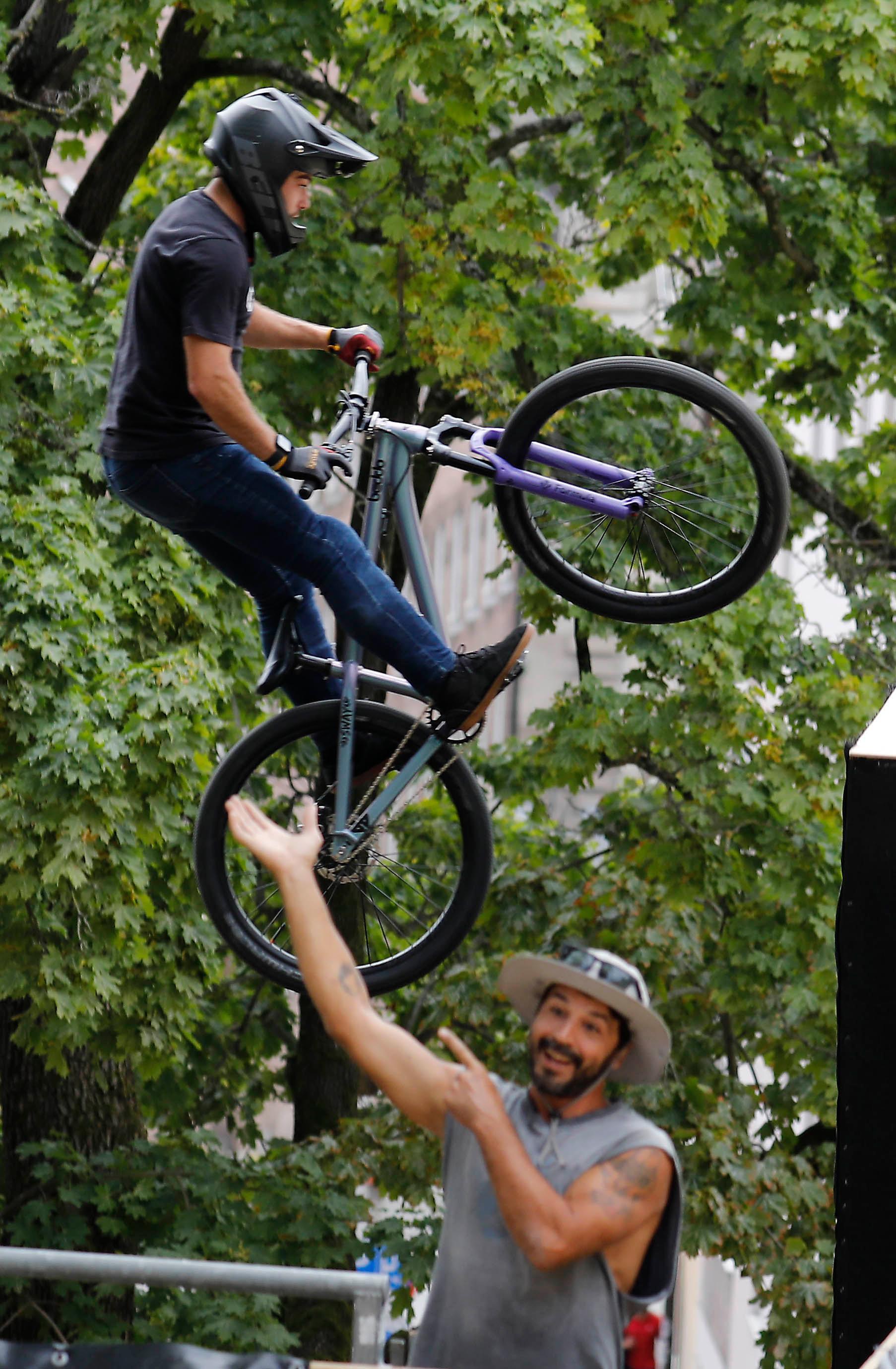 Einmal kurz halten, bitte!