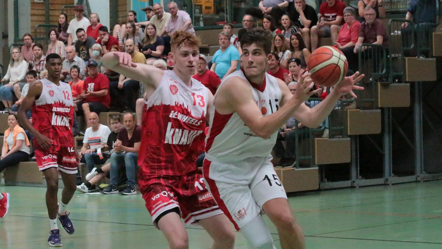 Bleibt dem VfL Treuchtlingen erhalten: Topscorer Luca Wörrlein.
Bleibt dem VfL Treuchtlingen erhalten: Topscorer Luca Wörrlein.