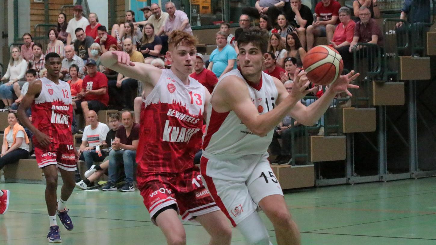 Bleibt dem VfL Treuchtlingen erhalten: Topscorer Luca Wörrlein. 