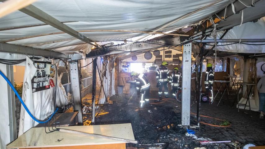 Schneise der Verwüstung: Festzelt auf fränkischer Kirchweih gerät in Flammen