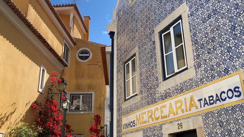 Farbenfrohe und oft mit Fliesen verzierte Häuserfassade gehören zur DNA Portugals.Die spannende Reisereportage zu dieser Bildergalerie lesen Sie unter www.nn.de/leben/reisen