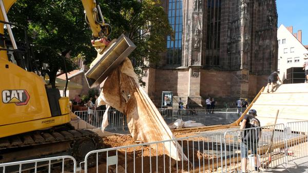 Ebenso an der Sebalduskirche, wo der sogenannte "Dirt District" die Fahrer vor manche Herausforderung stellte.