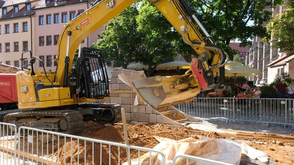 An mancher Stelle muss jede Menge Erde abtransportiert werden.