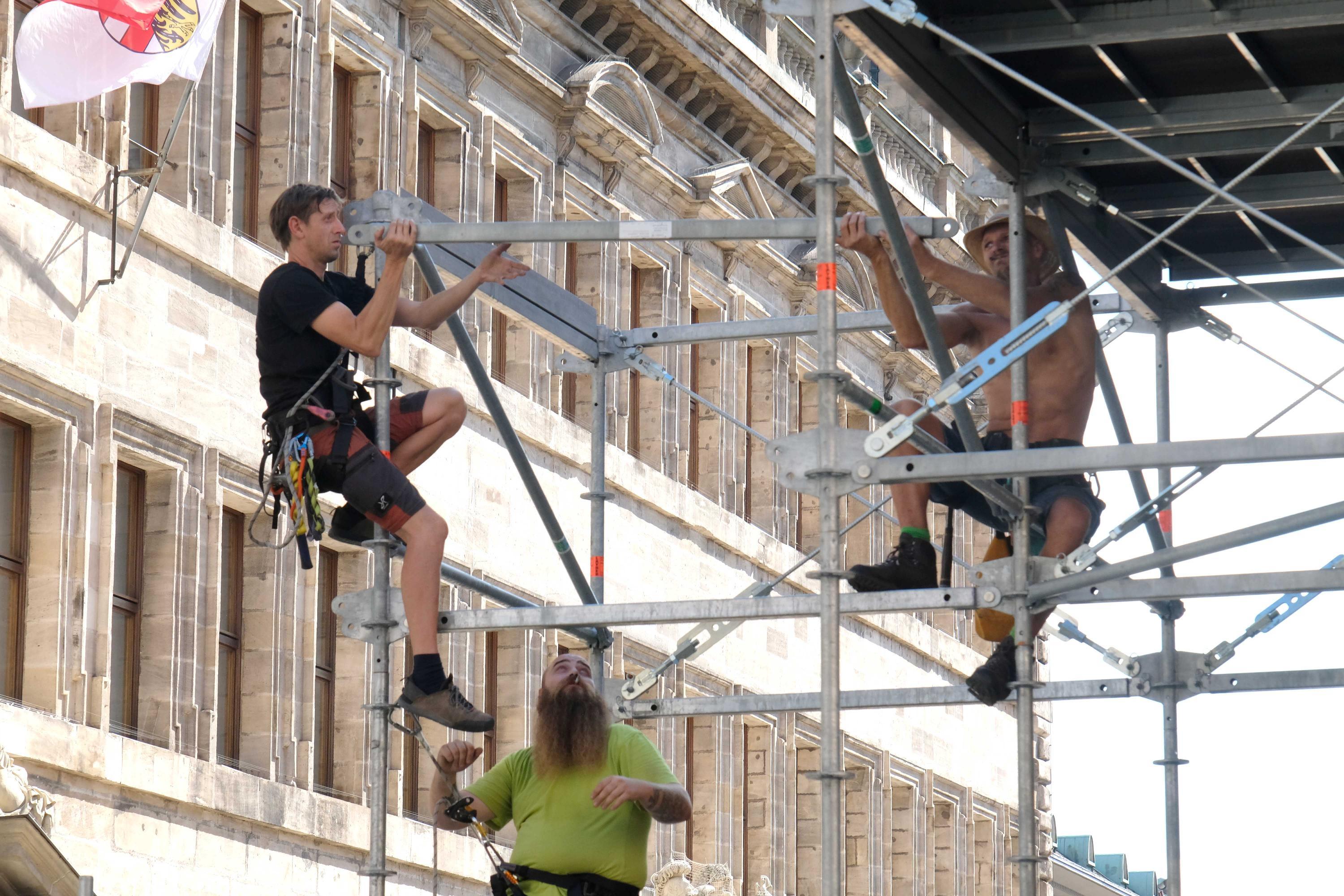 Vorsicht ist auch bei den Gerüsten geboten.