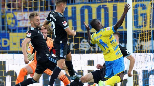 Eintracht Braunschweig - 1. FC Nürnberg