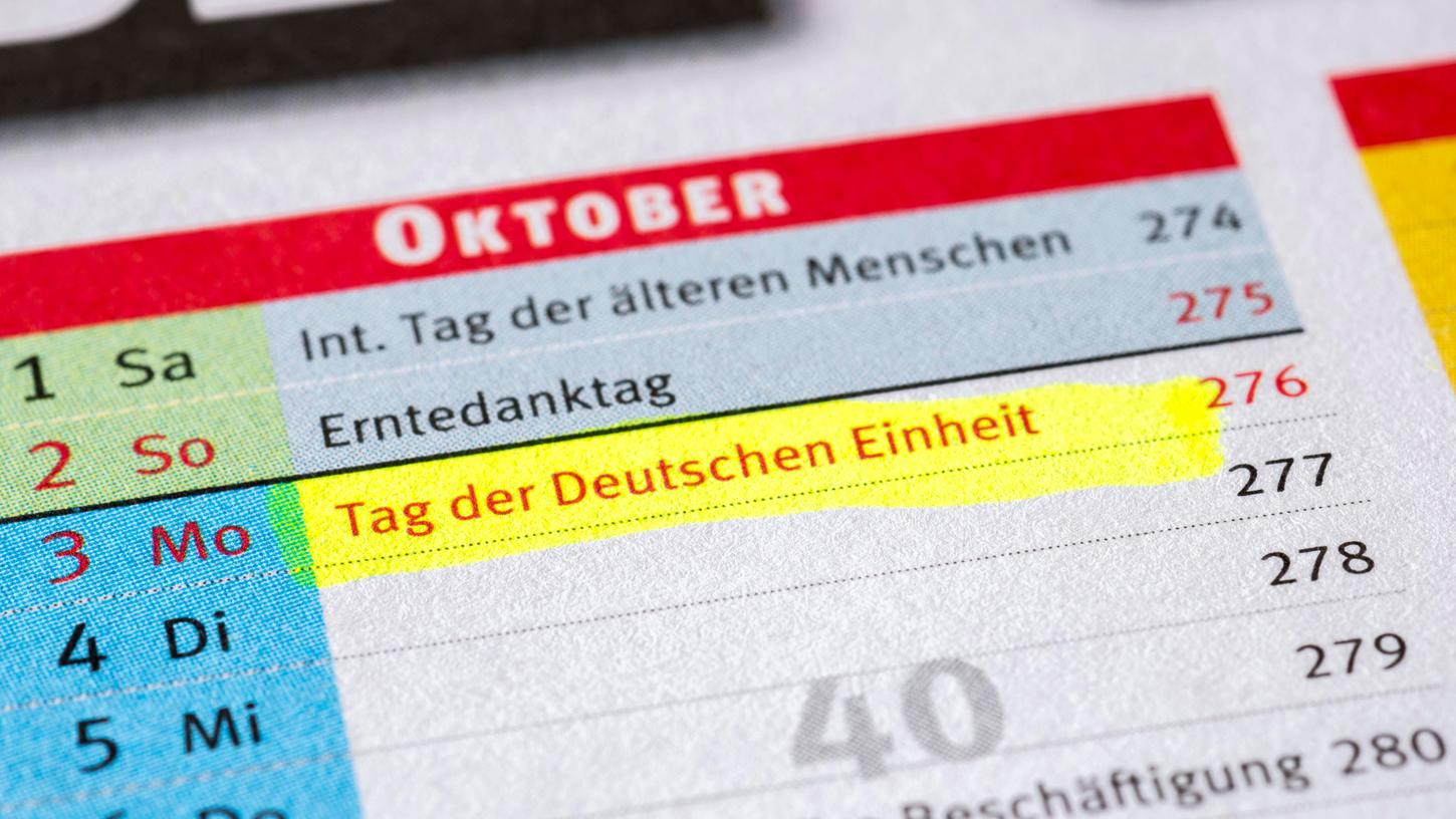 Am 3. Oktober 2022 ist ein Feiertag - der Tag der Deutschen Einheit. Am 3. Oktober 2022 ist ein Feiertag - der Tag der Deutschen Einheit.