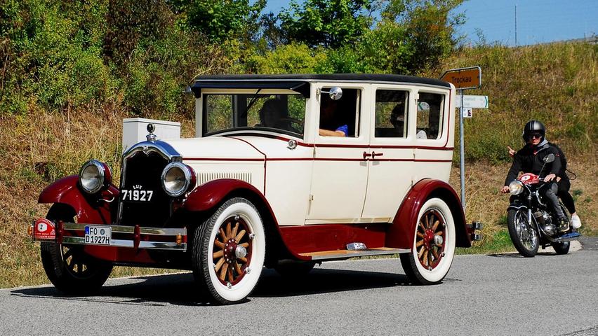 Das älteste Fahrzeug im Wettbewerb: der 1927´er Buick Maser Six des Eggolsheimers Roland Distler.
