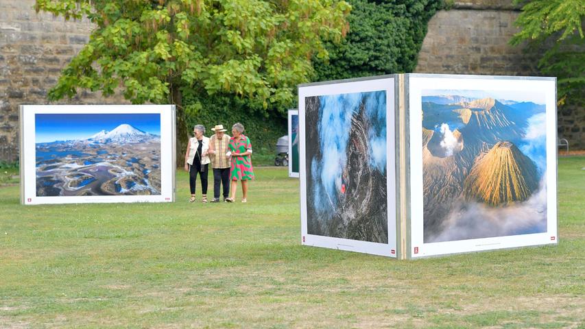 Der Aufbau für den Fotopark Forchheim läuft: Outdoor-Ausstellung im Stadtpark