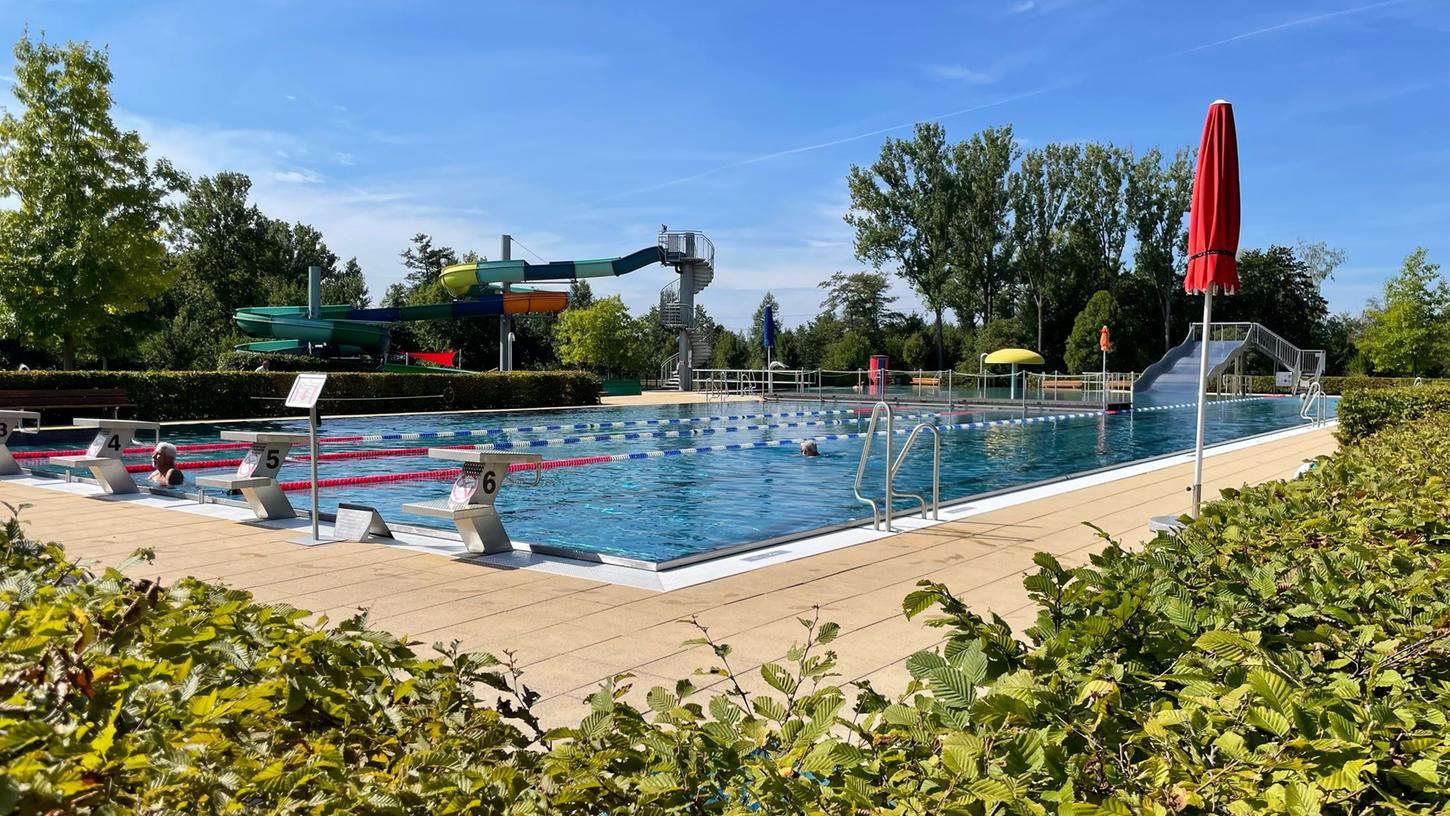 Noch bis 14. September können Bahnen im Bad Windsheimer Freibad gezogen werden.