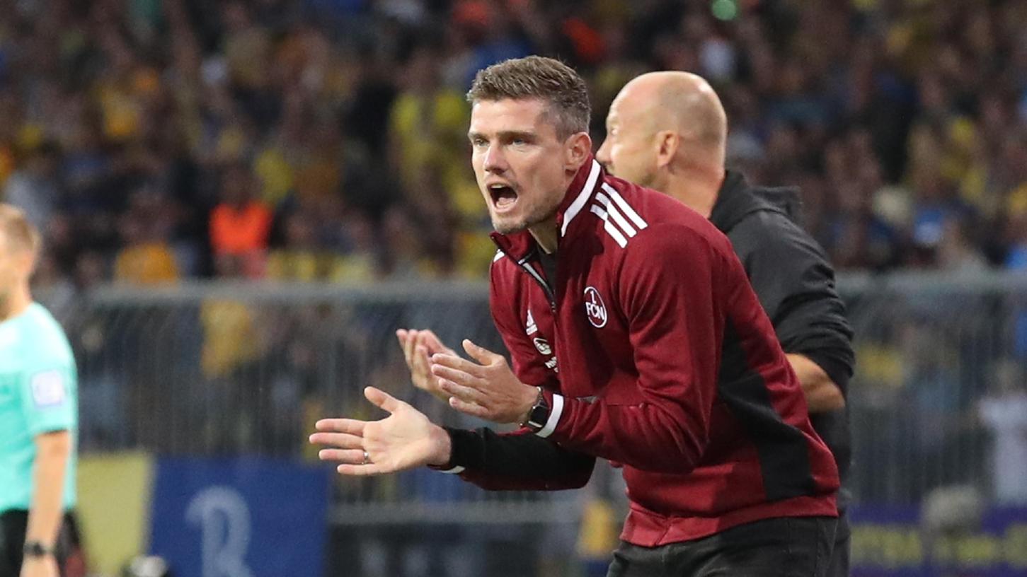 Ist am Freitag gegen Bielefeld auch als Motivator gefordert: Trainer Robert Klauß.
Ist am Freitag gegen Bielefeld auch als Motivator gefordert: Trainer Robert Klauß.