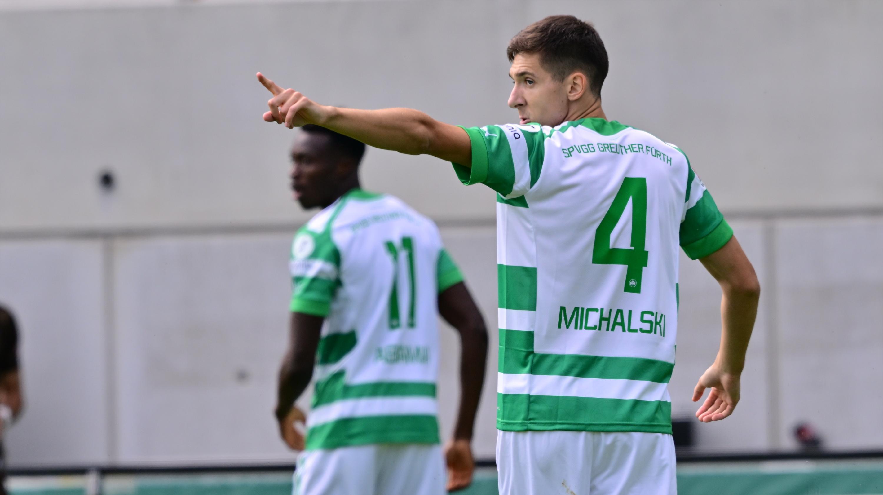 Bodenständig und sehr ambitioniert: Wie tickt Fürths neuer Verteidiger ...