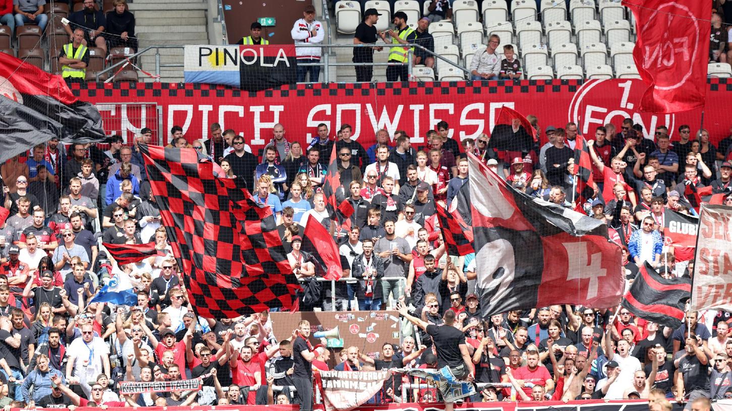 Die Fans dürfen sich freuen: Dreimal in Folge darf der Club an einem Samstag antreten.
Die Fans dürfen sich freuen: Dreimal in Folge darf der Club an einem Samstag antreten.