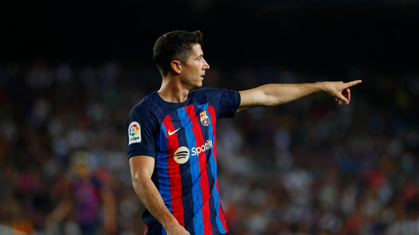 Ein medizinischer Notfall überschattete den Auftritt des FC Barcelona und Superstar Robert Lewandowski.
Ein medizinischer Notfall überschattete den Auftritt des FC Barcelona und Superstar Robert Lewandowski.