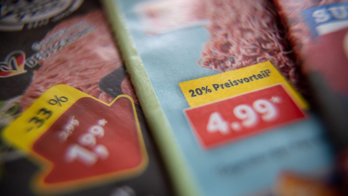 Die sogenannten Handzettel spielen für eine Mehrheit der Konsumenten weiterhin eine Rolle. Die sogenannten Handzettel spielen für eine Mehrheit der Konsumenten weiterhin eine Rolle.