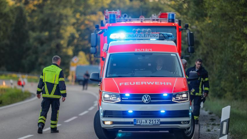 Der 31-jährige Fahrer des Audi sowie der 47-jährige Fahrer des Transporters wurden durch den Rettungsdienst vorsorglich in umliegende Krankenhäuser gebracht.
