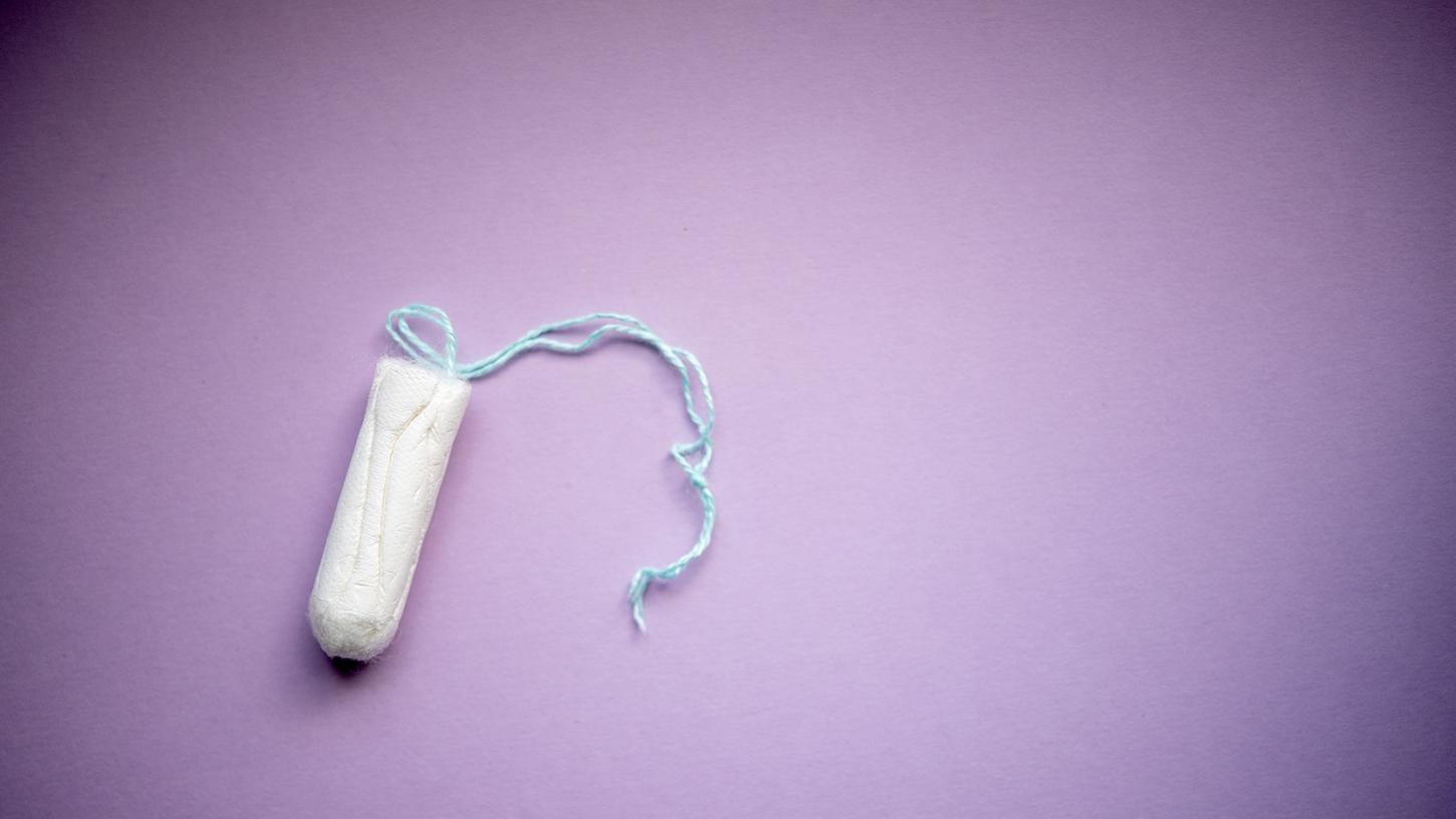 Das Ausbleiben der Menstruation - in der Medizin Amenorrhö genannt - kann auch mit dem Lebensstil zu tun haben. Das Ausbleiben der Menstruation - in der Medizin Amenorrhö genannt - kann auch mit dem Lebensstil zu tun haben.