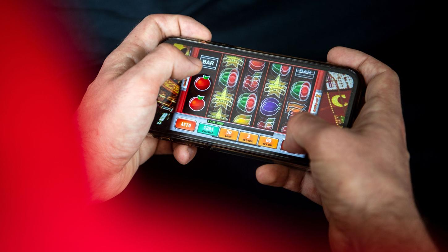 Alles nur Spaß? Virtuelles Glücksspiel birgt auch Gefahren. Alles nur Spaß? Virtuelles Glücksspiel birgt auch Gefahren.