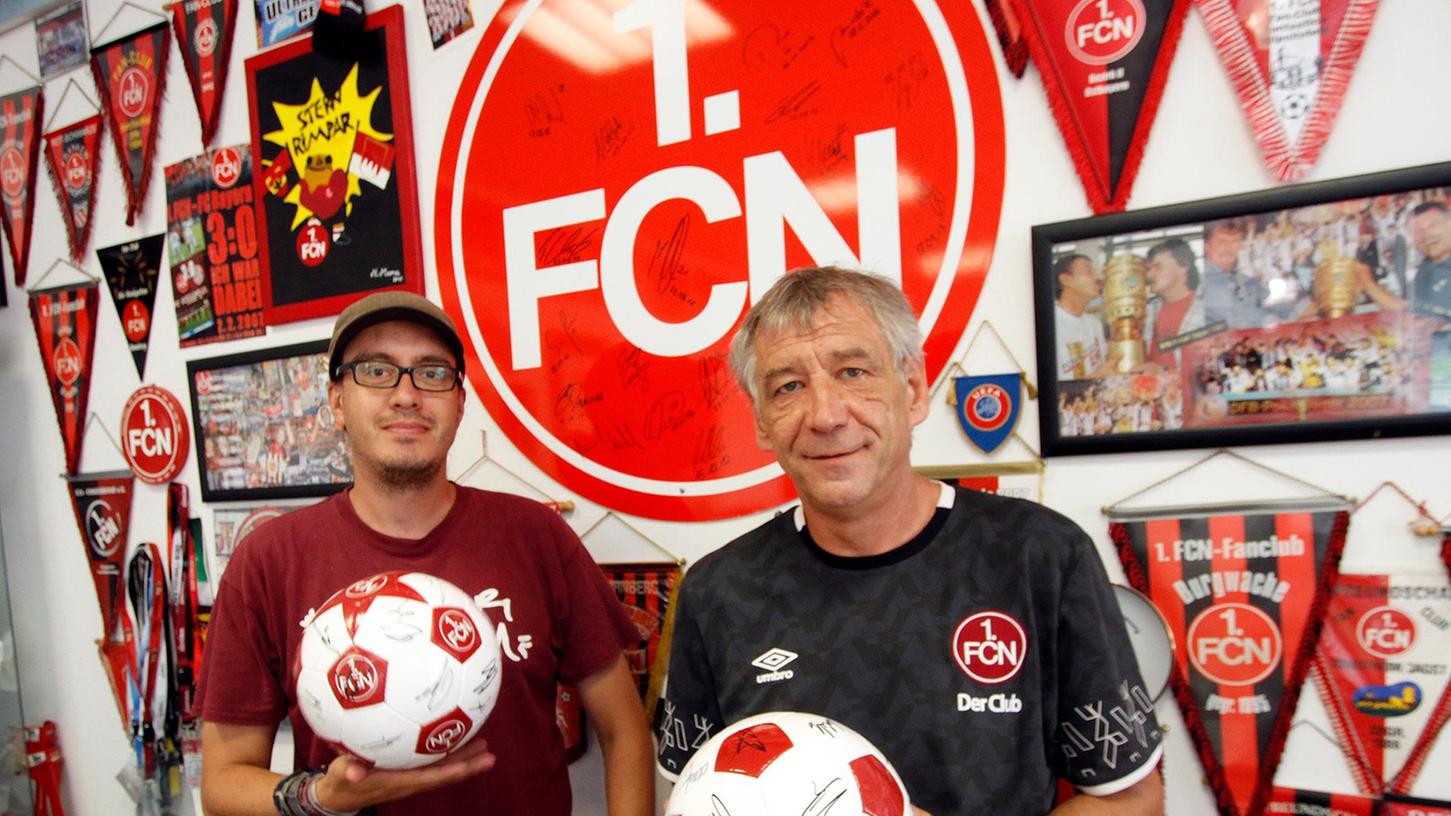 Der Club ist sein Leben, dennoch wird Jürgen Bergmann (rechts, mit seinem ehemaligen Kollegen Johannes Orth) dem Valznerweiher im nächsten Jahr den Rücken kehren.
Der Club ist sein Leben, dennoch wird Jürgen Bergmann (rechts, mit seinem ehemaligen Kollegen Johannes Orth) dem Valznerweiher im nächsten Jahr den Rücken kehren.