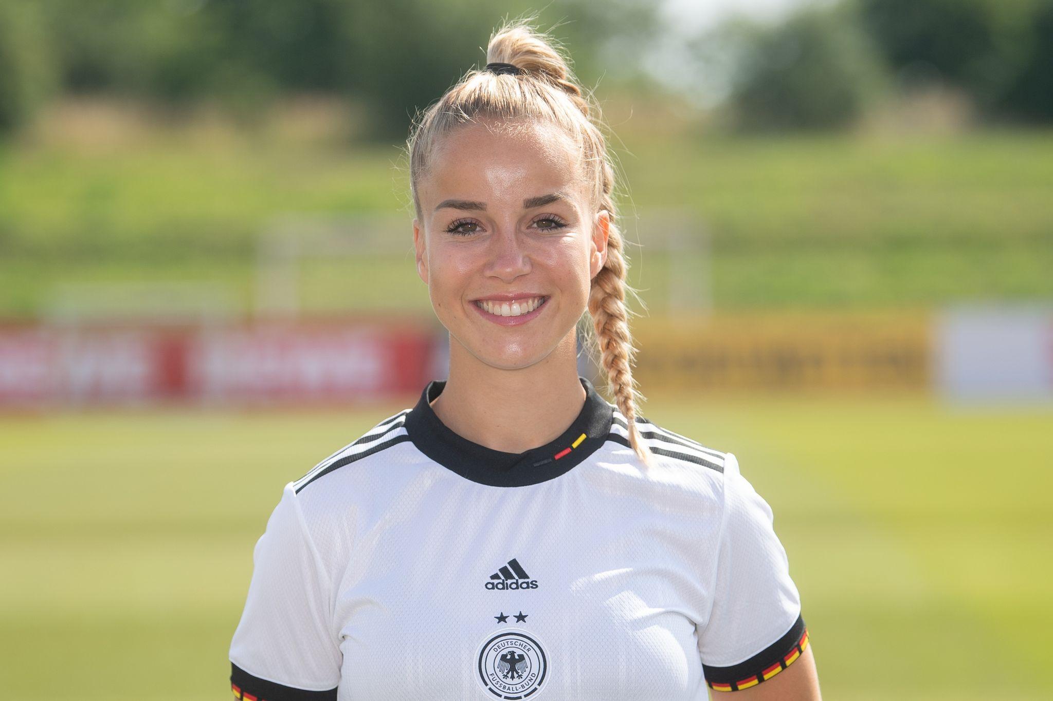 Nationalspielerin Gwinn zum Auftaktspiel "Einfach megacool" Nordbayern