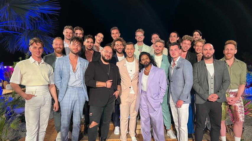 21 Männer wetteifern um die große Liebe in der neuen Staffel der Gay-Dating-Show Prince Charming. 