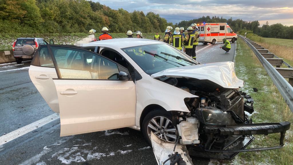 Unfallserie bei Schnaittach: Hagelschauer verwandelt A9 in eine Rutschbahn