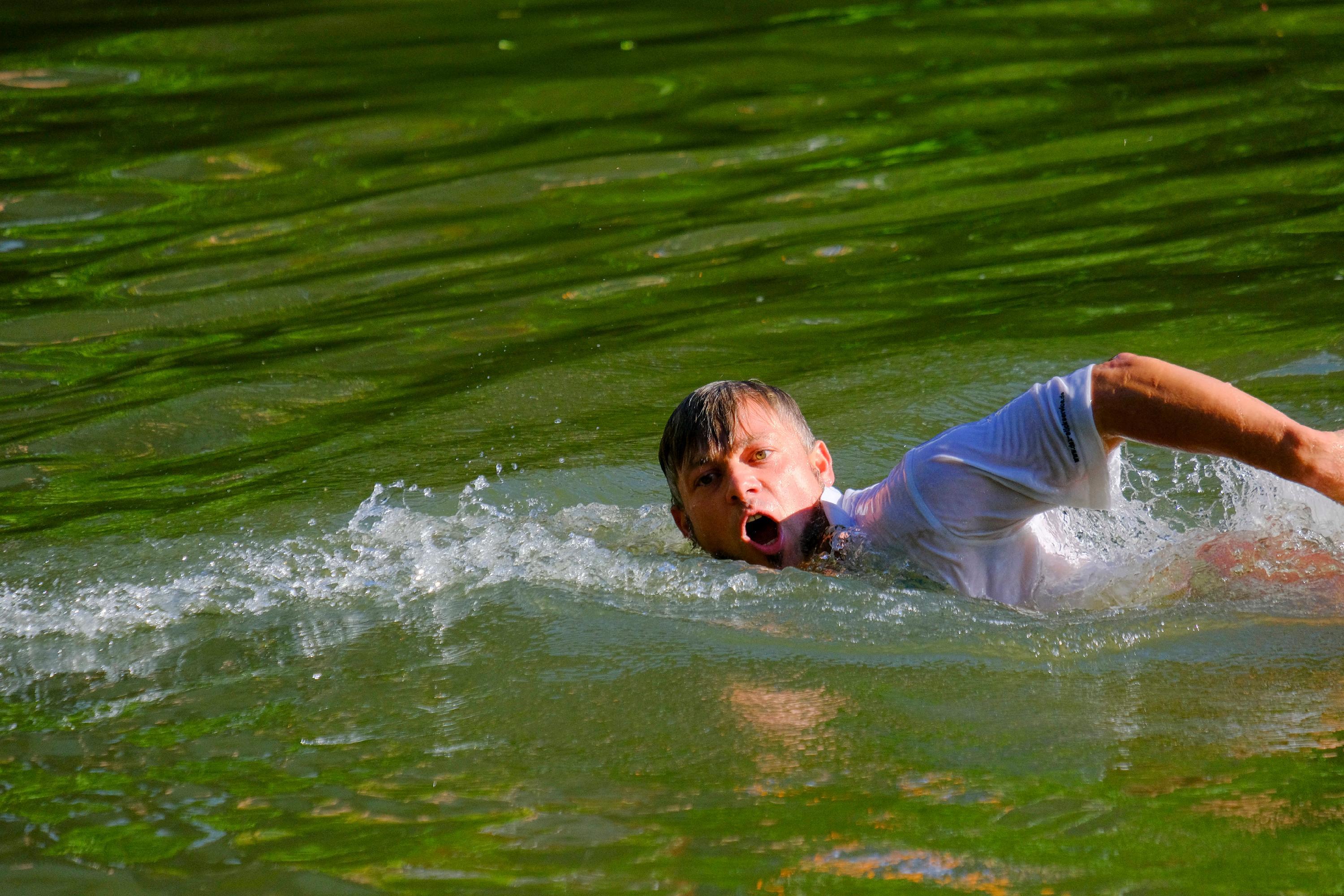 Dann heißt es an Land kraulen und es mit Humor nehmen.