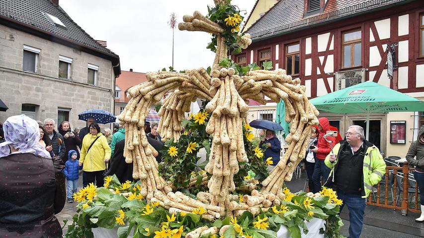 Der Krenmarkt in Baiersdorf lockte auch in diesem Jahr wieder mit Geschichte, Tradition und Kulinarik.