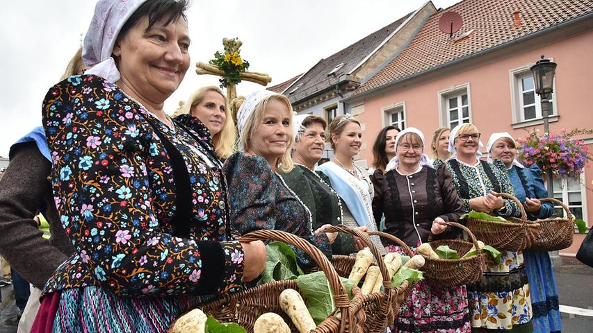 Der Krenmarkt in Baiersdorf lockte auch in diesem Jahr wieder mit Geschichte, Tradition und Kulinarik.
