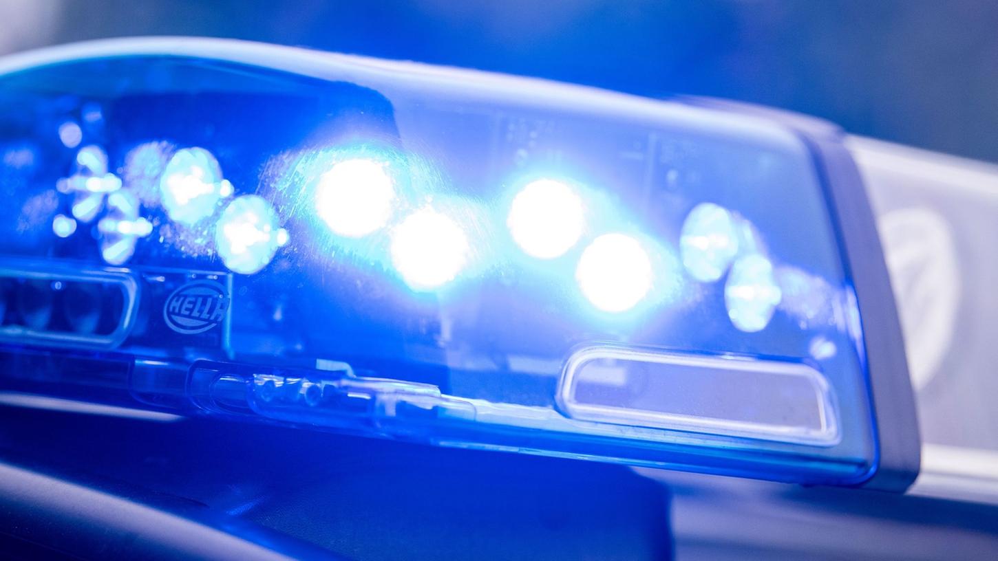 Polizei (Symbolbild).
Polizei (Symbolbild).