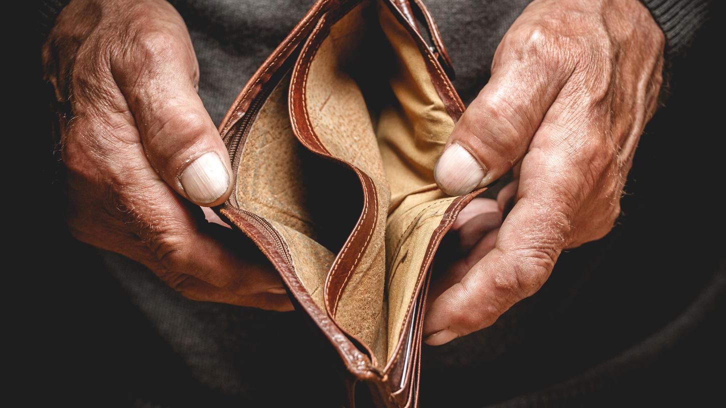 In Deutschland war im Jahr 2021 jeder fünfte Berufstätige nah an der Armutsgrenze. (Symbolbild) In Deutschland war im Jahr 2021 jeder fünfte Berufstätige nah an der Armutsgrenze. (Symbolbild)