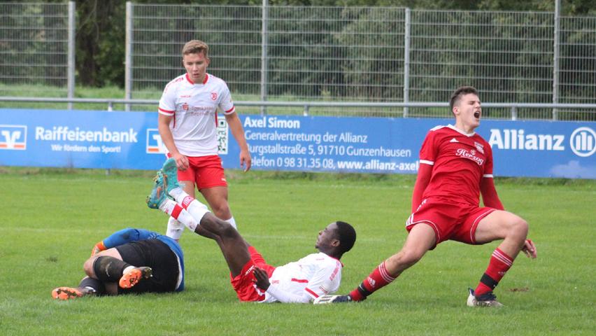 Die U19 des TSV 1860 Weißenburg hielt gegen Regensburg gut mit, musste sich aber mit 2:3 geschlagen geben. 
