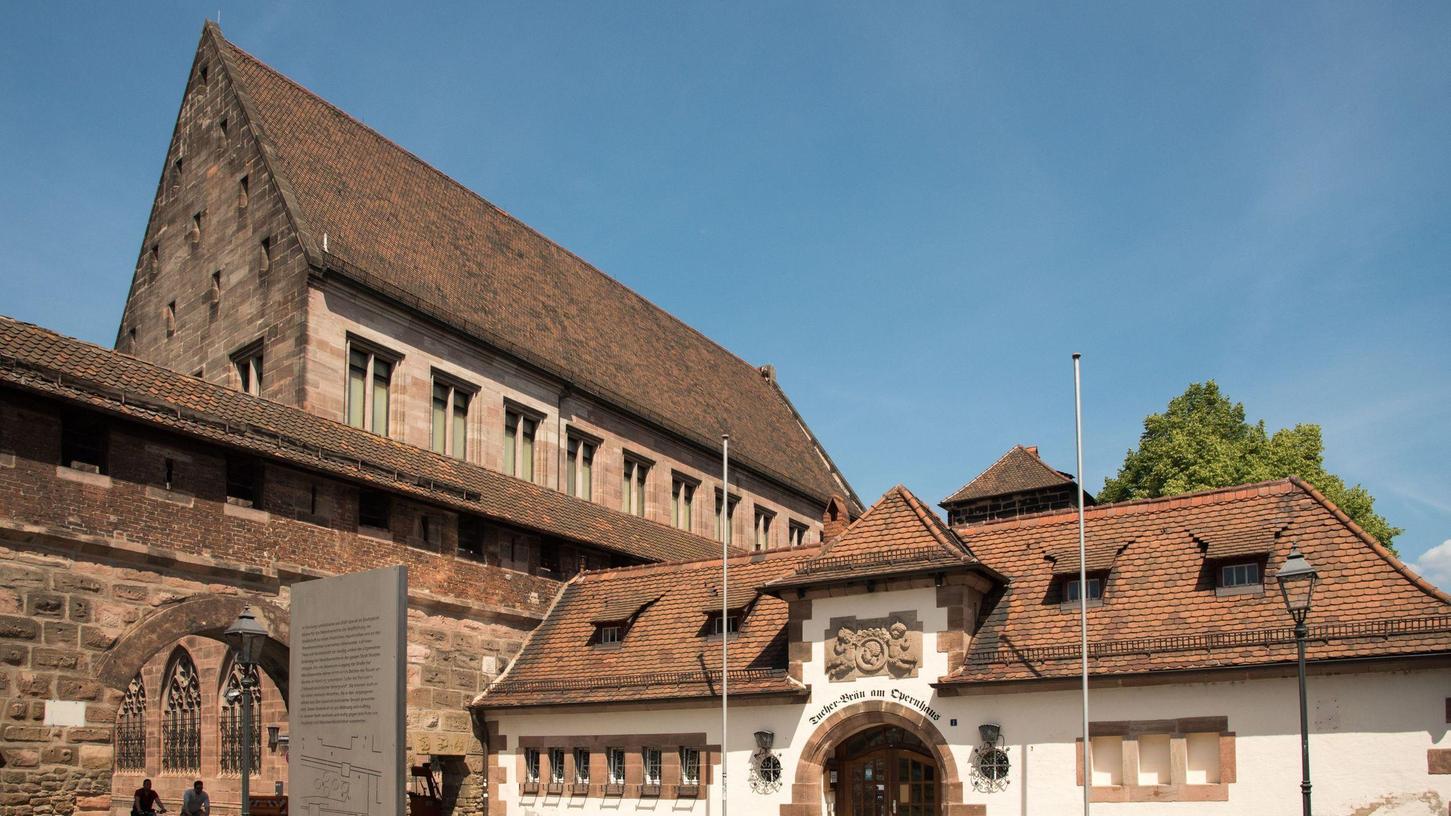Nach annähernd zwei Jahren ist die Generalsanierung der Gaststätte und der angrenzenden Stadtmauer abgeschlossen.
Nach annähernd zwei Jahren ist die Generalsanierung der Gaststätte und der angrenzenden Stadtmauer abgeschlossen.