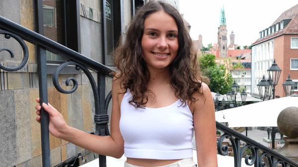 die fränkische Instagram-Influencerin Anna Neubauer