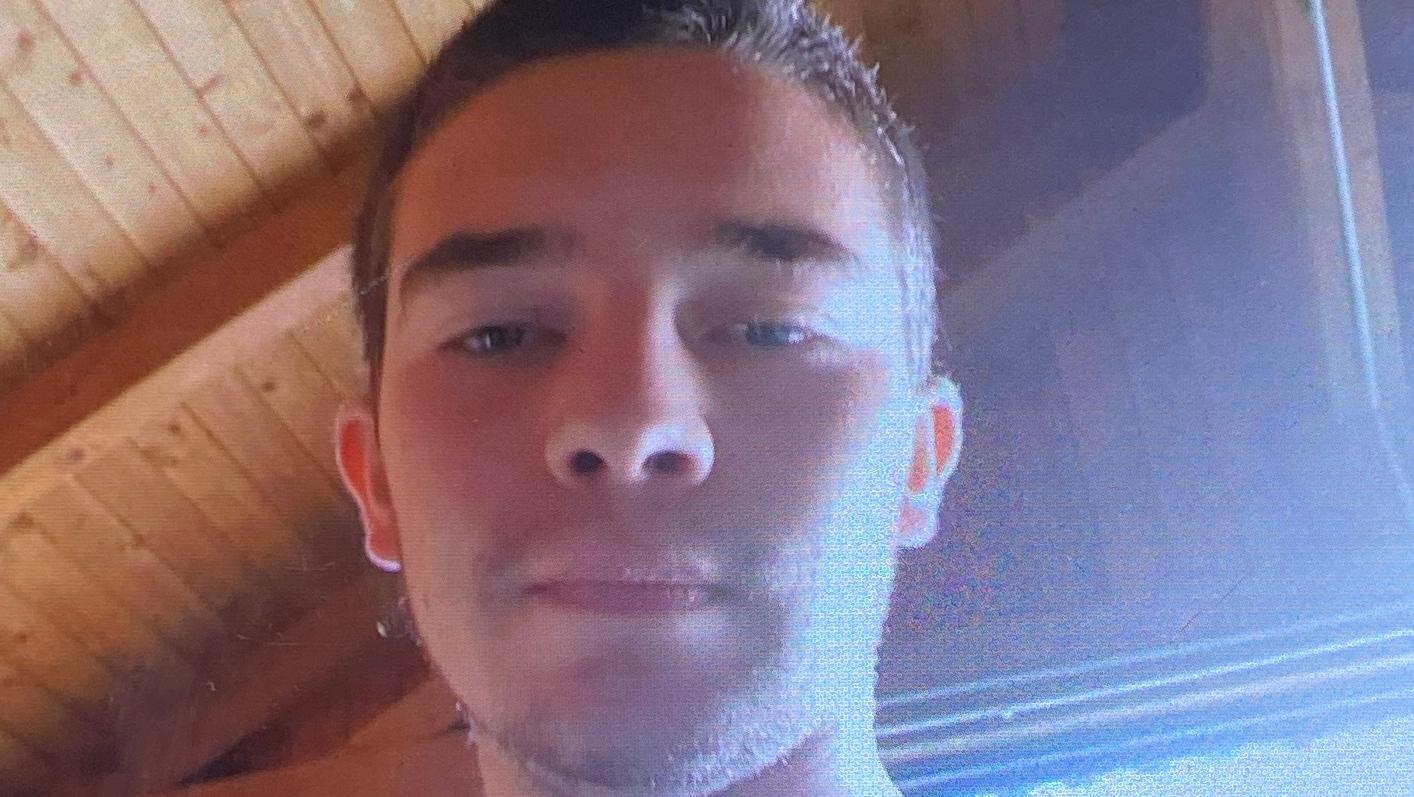 Bereits seit dem 17. September wird Christian Goldhacker aus Pettendorf im Landkreis Regensburg vermisst. Die Polizei bittet um Hinweise.
Bereits seit dem 17. September wird Christian Goldhacker aus Pettendorf im Landkreis Regensburg vermisst. Die Polizei bittet um Hinweise.