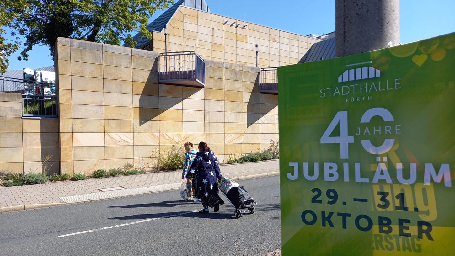Ein neues Logo und einen frischen Internetauftritt gab es bereits jetzt für die Stadthalle. Ende Oktober dürfen dann auch die Fürther feiern. Ein neues Logo und einen frischen Internetauftritt gab es bereits jetzt für die Stadthalle. Ende Oktober dürfen dann auch die Fürther feiern.
